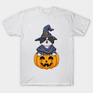 HALLOWEEN MEOWGIC T-Shirt